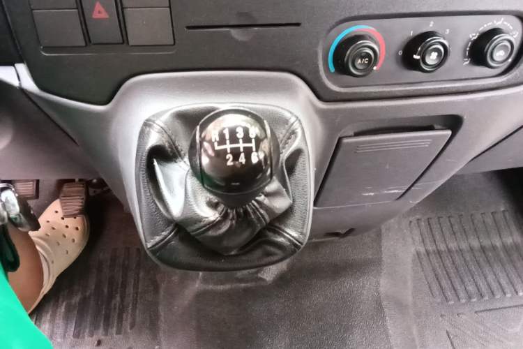 Used Ford Transit Custom  Gear Lever
