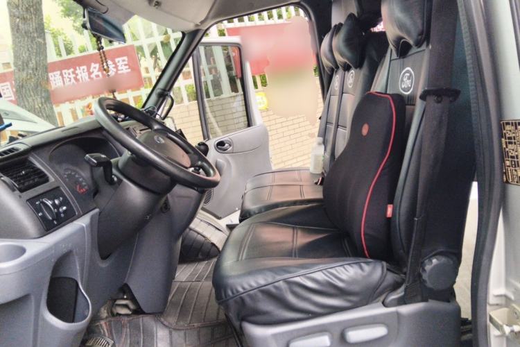 Used Ford Transit Custom 2015 2.4T Short-Wheelbase 6-Seater Mid-Roof Multi-Purpose Vehicle Left Front Seat