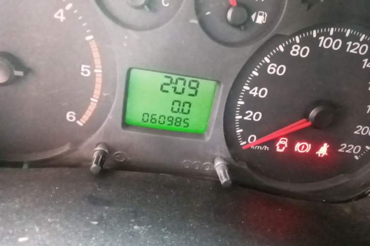 Used Ford Transit Custom  Odometer Close Up