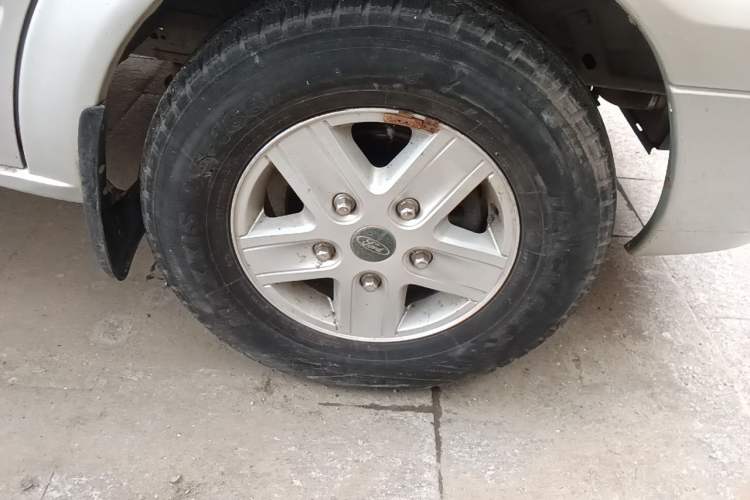 Used Ford Transit Custom  Right Front Wheel Hub