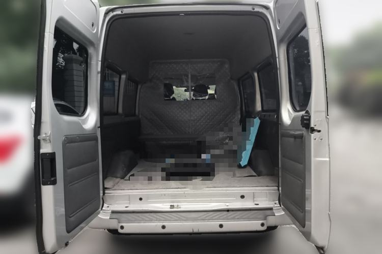 Used Ford Transit Custom 2015 2.4T Short-Wheelbase 6-Seater Mid-Roof Multi-Purpose Vehicle Trunk
