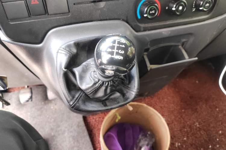 Used Ford Transit Custom  Gear Lever