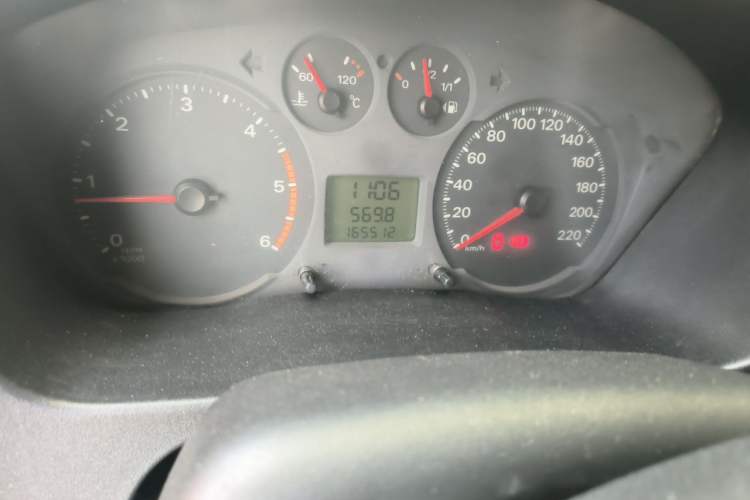Used Ford Transit Custom  Odometer Close Up