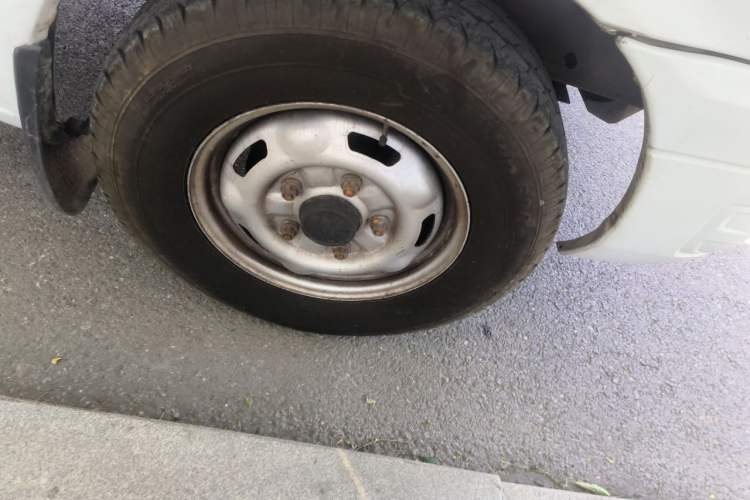 Used Ford Transit Custom  Right Front Wheel Hub