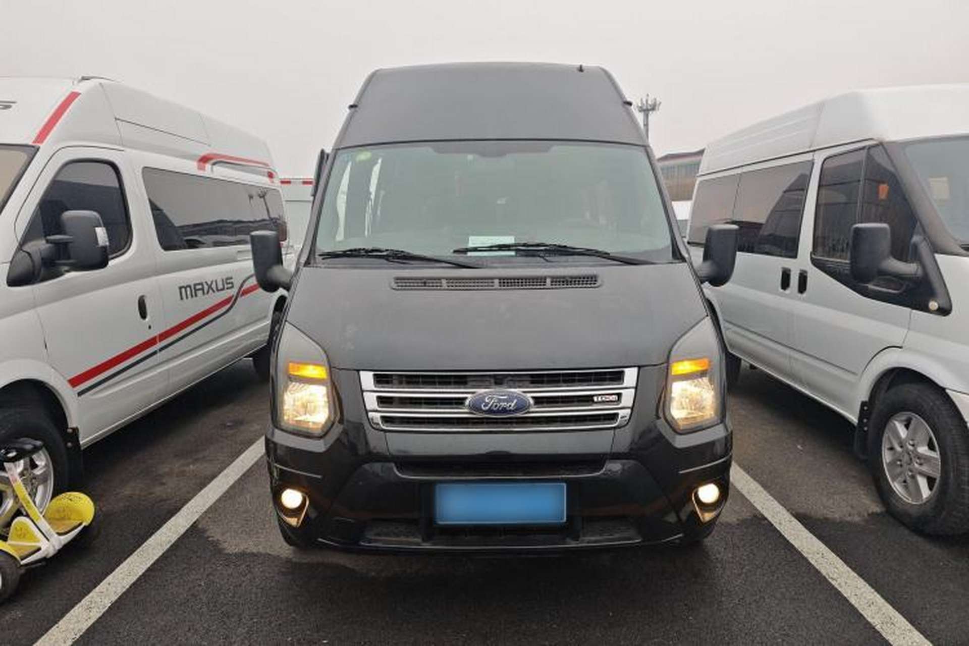 Used Ford Transit Custom 2016 2.2T Long-Wheelbase 6/7-Seater Mid-Roof Multi-Purpose Vehicle Exterior 1