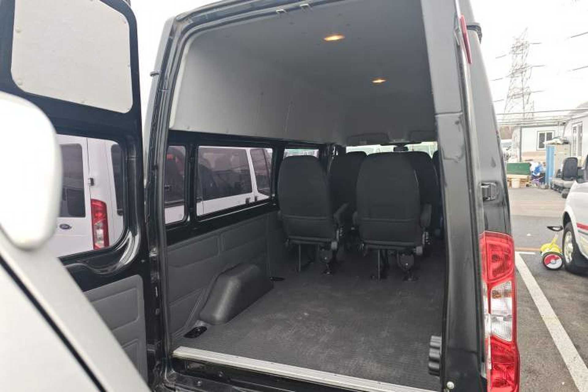 Used Ford Transit Custom 2016 2.2T Long-Wheelbase 6/7-Seater Mid-Roof Multi-Purpose Vehicle Trunk