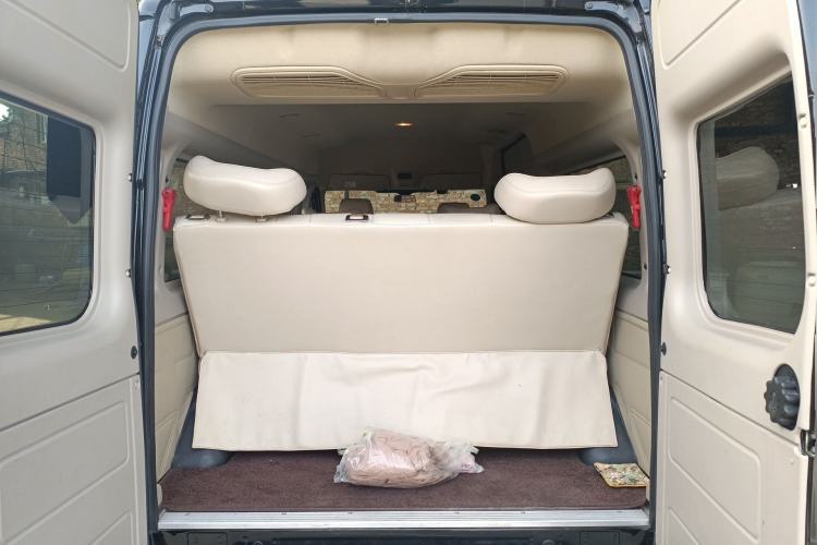 Used Ford Transit Custom 2016 2.2T Long-Wheelbase 6/7-Seater Mid-Roof Multi-Purpose Vehicle Trunk