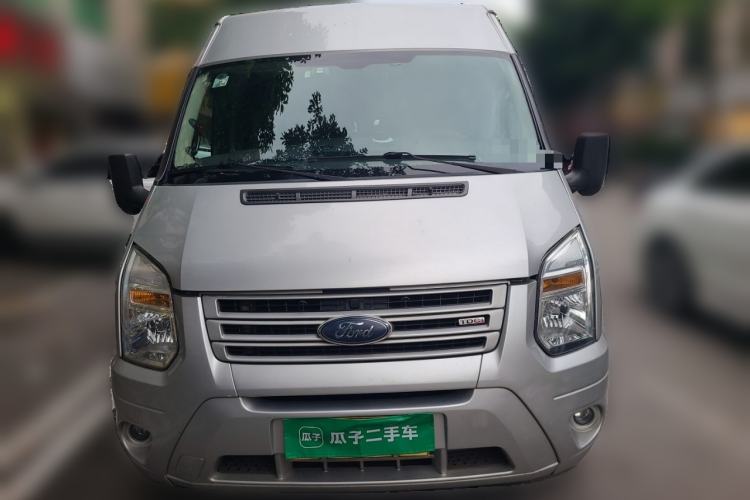 Used Ford Transit Custom 2016 2.2T Long Wheelbase 15-Seater Mid-Roof Standard Version with 135 Horsepower Front