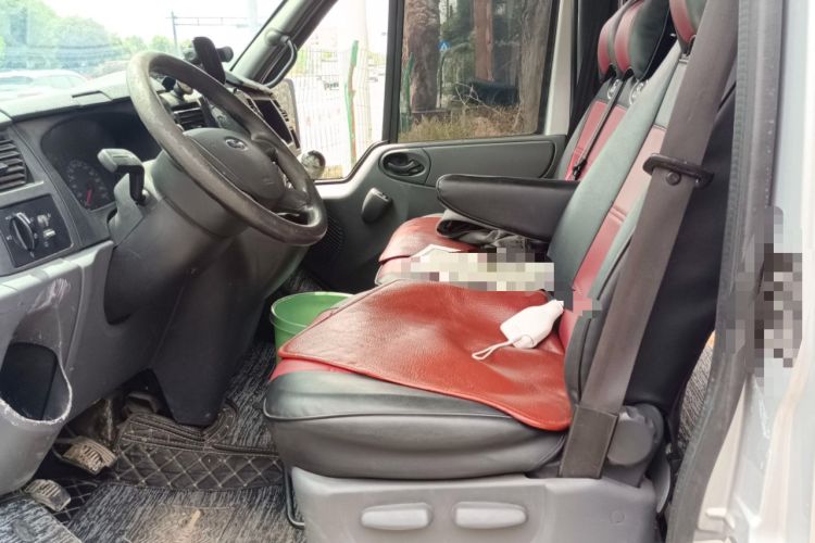 Used Ford Transit Custom 2016 2.2T Short-Wheelbase 6-Seater Mid-Roof Multi-Purpose Vehicle Left Front Seat