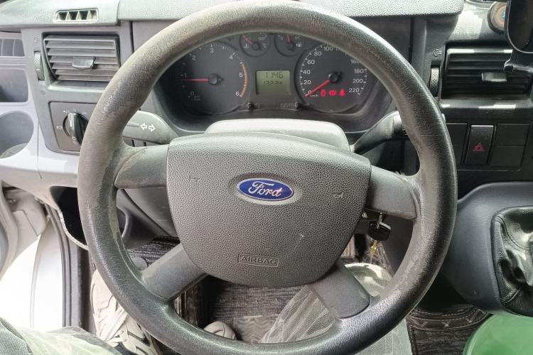 Used Ford Transit Custom 2016 2.2T Short-Wheelbase 6-Seater Mid-Roof Multi-Purpose Vehicle Steering Wheel