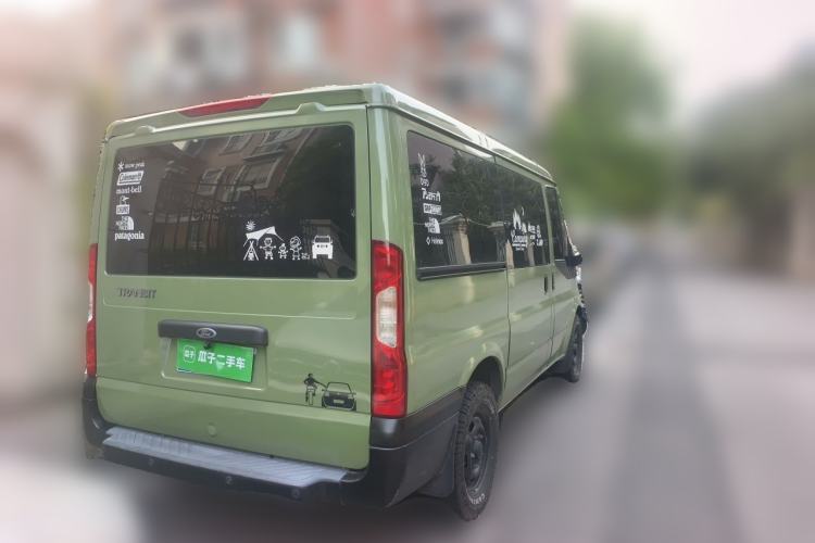 Used Ford Transit Custom 2016 2.2T Short Wheelbase 6-Seater Mid-Height Multi-Purpose Vehicle Rear Right 45 Deg