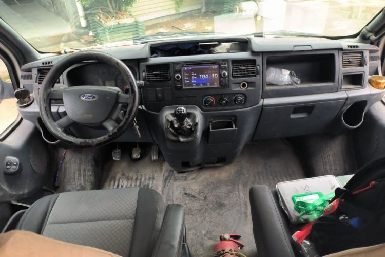 Used Ford Transit Custom 2016 2.2T Long-Wheelbase 6/7-Seater Mid-Roof Multi-Purpose Vehicle Center Console