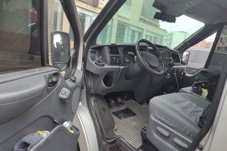 Used Ford Transit Custom 2016 2.2T Long-Wheelbase 6/7-Seater Mid-Roof Multi-Purpose Vehicle Driver Seat