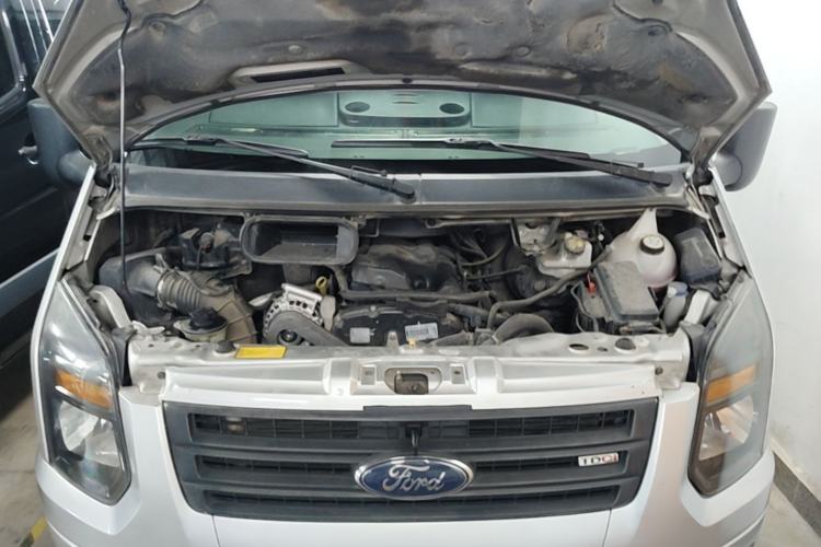 Used Ford Transit Custom 2016 2.2T Short-Wheelbase 6-Seater Mid-Roof Multi-Purpose Vehicle Engine Bay
