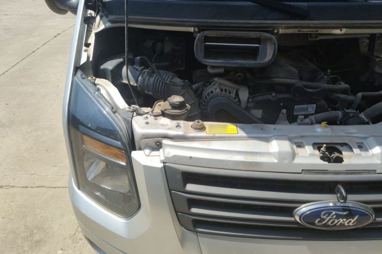 Used Ford Transit Custom 2016 2.2T Short-Wheelbase 6-Seater Mid-Roof Multi-Purpose Vehicle Engine Bay Right