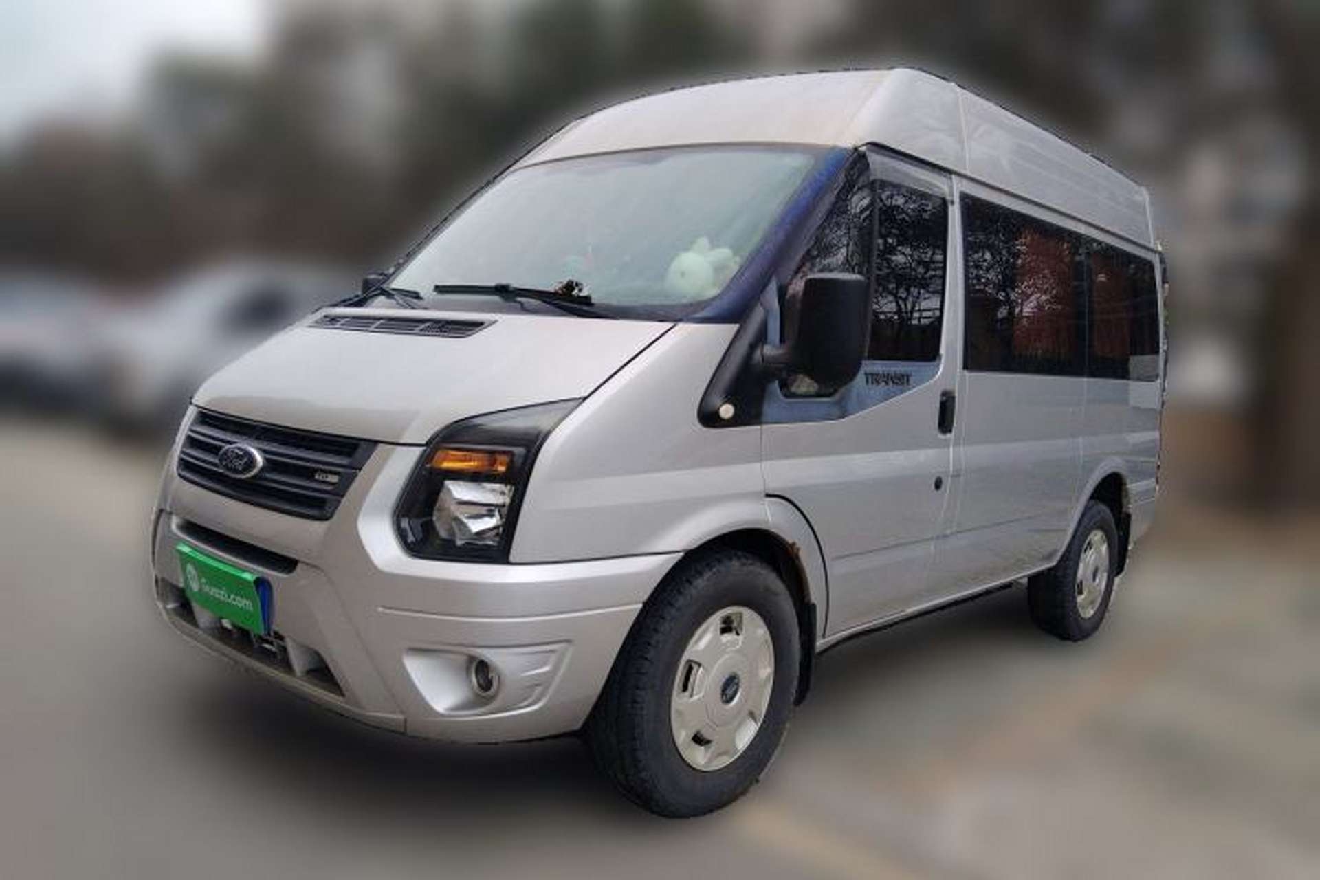 Used Ford Transit Custom 2016 2.2T Short-Wheelbase 6-Seater Mid-Roof Multi-Purpose Vehicle Front Left 45 Deg