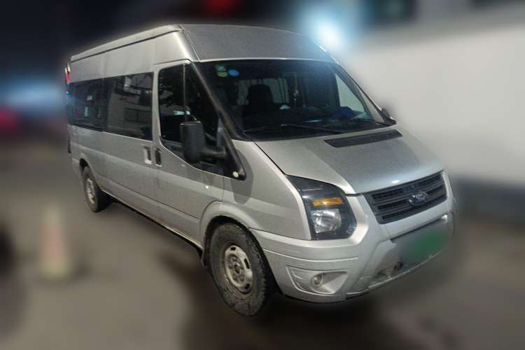 Used Ford Transit Custom 2016 2.2T Short Wheelbase 7-Seater Mid-Height Luxury Coach Front Right 45 Deg