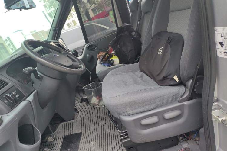 Used Ford Transit Custom 2016 2.2T Long-Wheelbase 6/7-Seater Mid-Roof Multi-Purpose Vehicle Left Front Seat