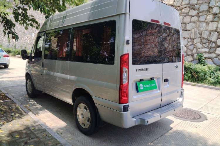 Used Ford Transit Custom 2016 2.2T Short-Wheelbase 6-Seater Mid-Roof Multi-Purpose Vehicle Rear Left 45 Deg