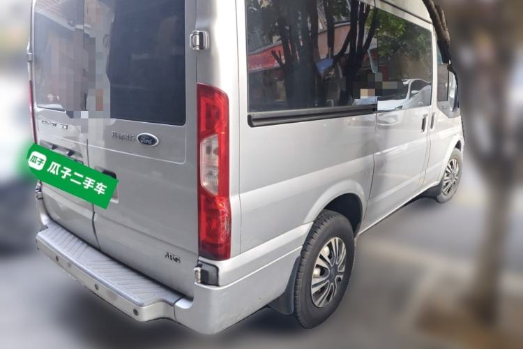 Used Ford Transit Custom 2016 2.2T Short-Wheelbase 6-Seater Mid-Roof Multi-Purpose Vehicle Rear Right 45 Deg