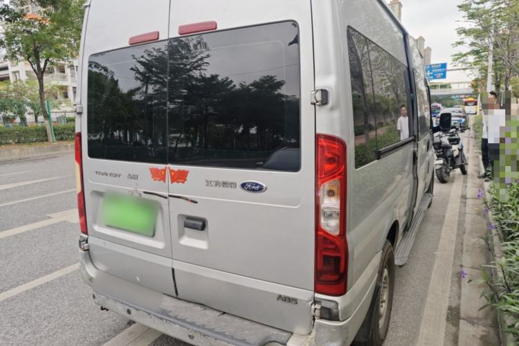 Used Ford Transit Custom 2016 2.2T Long-Wheelbase 6/7-Seater Mid-Roof Multi-Purpose Vehicle Rear Right 45 Deg