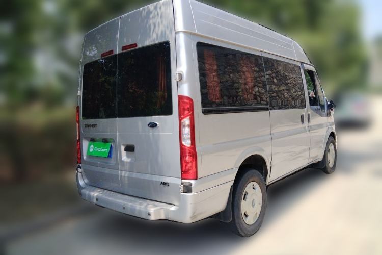Used Ford Transit Custom 2016 2.2T Short-Wheelbase 6-Seater Mid-Roof Multi-Purpose Vehicle Rear Right 45 Deg