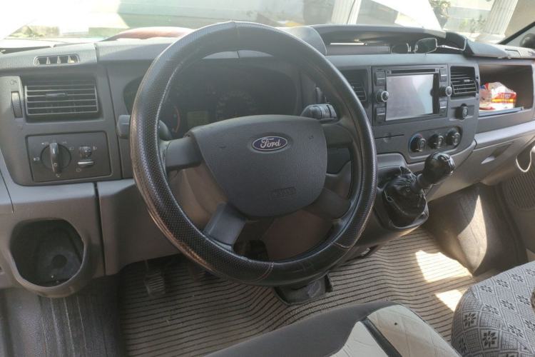 Used Ford Transit Custom 2016 2.2T Short-Wheelbase 6-Seater Mid-Roof Multi-Purpose Vehicle Steering Wheel