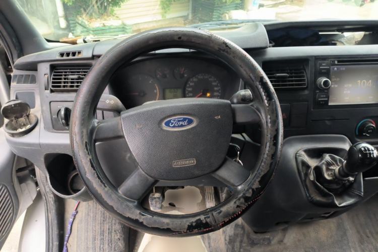 Used Ford Transit Custom 2016 2.2T Long-Wheelbase 6/7-Seater Mid-Roof Multi-Purpose Vehicle Steering Wheel