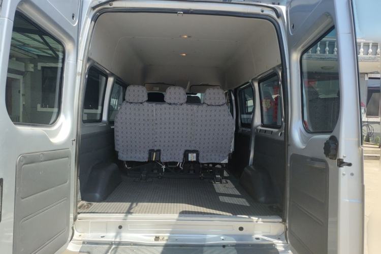 Used Ford Transit Custom 2016 2.2T Short-Wheelbase 6-Seater Mid-Roof Multi-Purpose Vehicle Trunk