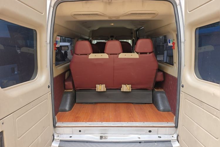 Used Ford Transit Custom 2016 2.2T Long-Wheelbase 9-Seater Mid-Roof Luxury Coach Trunk