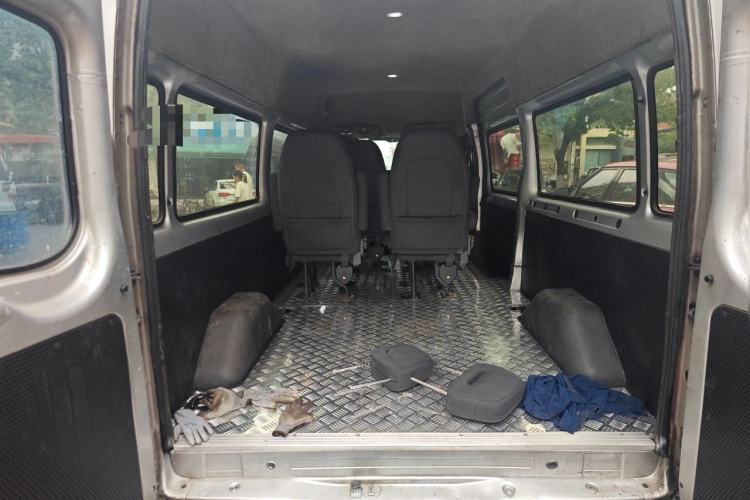 Used Ford Transit Custom 2016 2.2T Long-Wheelbase 6/7-Seater Mid-Roof Multi-Purpose Vehicle Trunk