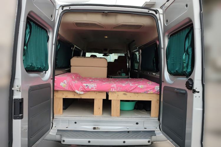 Used Ford Transit Custom 2016 2.2T Long-Wheelbase 6/7-Seater Mid-Roof Multi-Purpose Vehicle Trunk