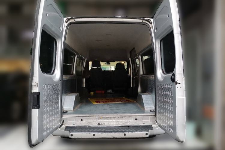 Used Ford Transit Custom 2016 2.2T Long-Wheelbase 6/7-Seater Mid-Roof Multi-Purpose Vehicle Trunk