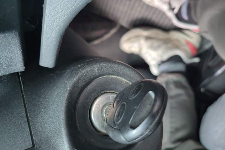 Used Ford Transit Custom 2016 2.2T Long-Wheelbase 6/7-Seater Mid-Roof Multi-Purpose Vehicle Vehicle Key