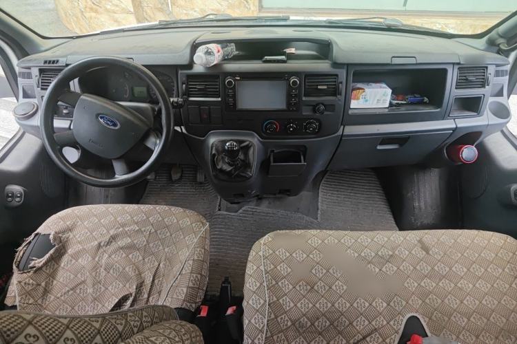 Used Ford Transit Custom 2016 2.2T Short-Wheelbase 6-Seater Mid-Roof Multi-Purpose Vehicle Center Console