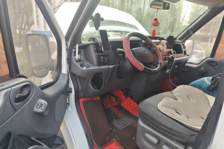 Used Ford Transit Custom 2016 2.2T Long-Wheelbase 6/7-Seater Mid-Roof Multi-Purpose Vehicle Driver Seat