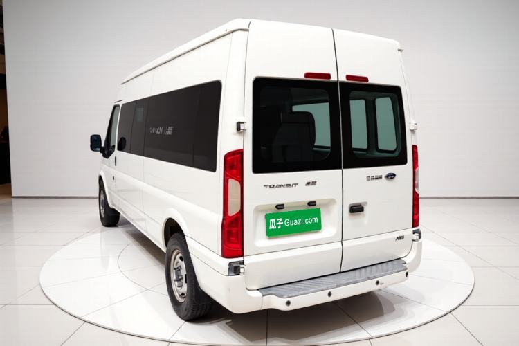 Used Ford Transit Custom 2016 2.2T Long-Wheelbase 6/7-Seater Mid-Roof Multi-Purpose Vehicle Exterior 3