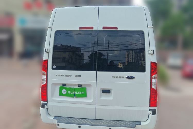 Used Ford Transit Custom 2016 2.2T Short-Wheelbase 6-Seater Mid-Roof Multi-Purpose Vehicle Exterior 4