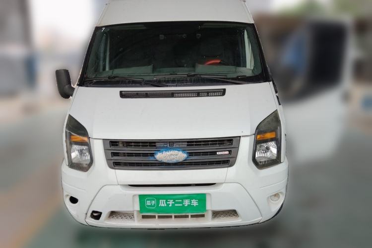 Used Ford Transit Custom 2016 2.2T Long Wheelbase 15-Seater Mid-Roof Luxury Version 135 Horsepower Front