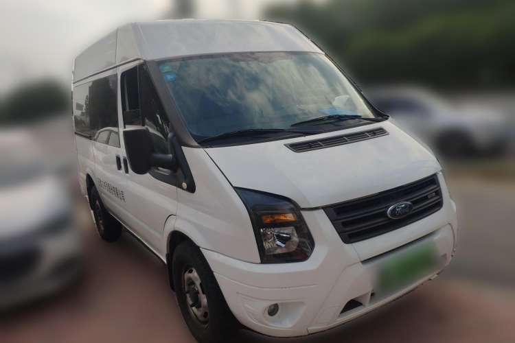Used Ford Transit Custom 2016 2.2T Short-Wheelbase 6-Seater Mid-Roof Multi-Purpose Vehicle Front Right 45 Deg