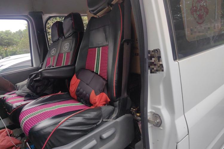 Used Ford Transit Custom 2016 2.2T Short-Wheelbase 6-Seater Mid-Roof Multi-Purpose Vehicle Left Front Seat
