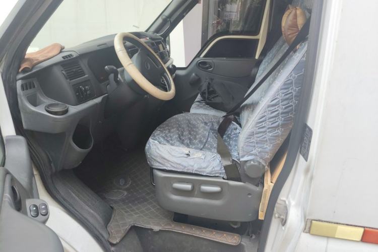 Used Ford Transit Custom 2016 2.2T Short Wheelbase 6-Seater Mid-Height Multi-Purpose Vehicle Left Front Seat