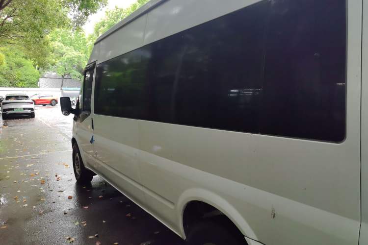Used Ford Transit Custom 2016 2.2T Long-Wheelbase 6/7-Seater Mid-Roof Multi-Purpose Vehicle Rear Left 45 Deg