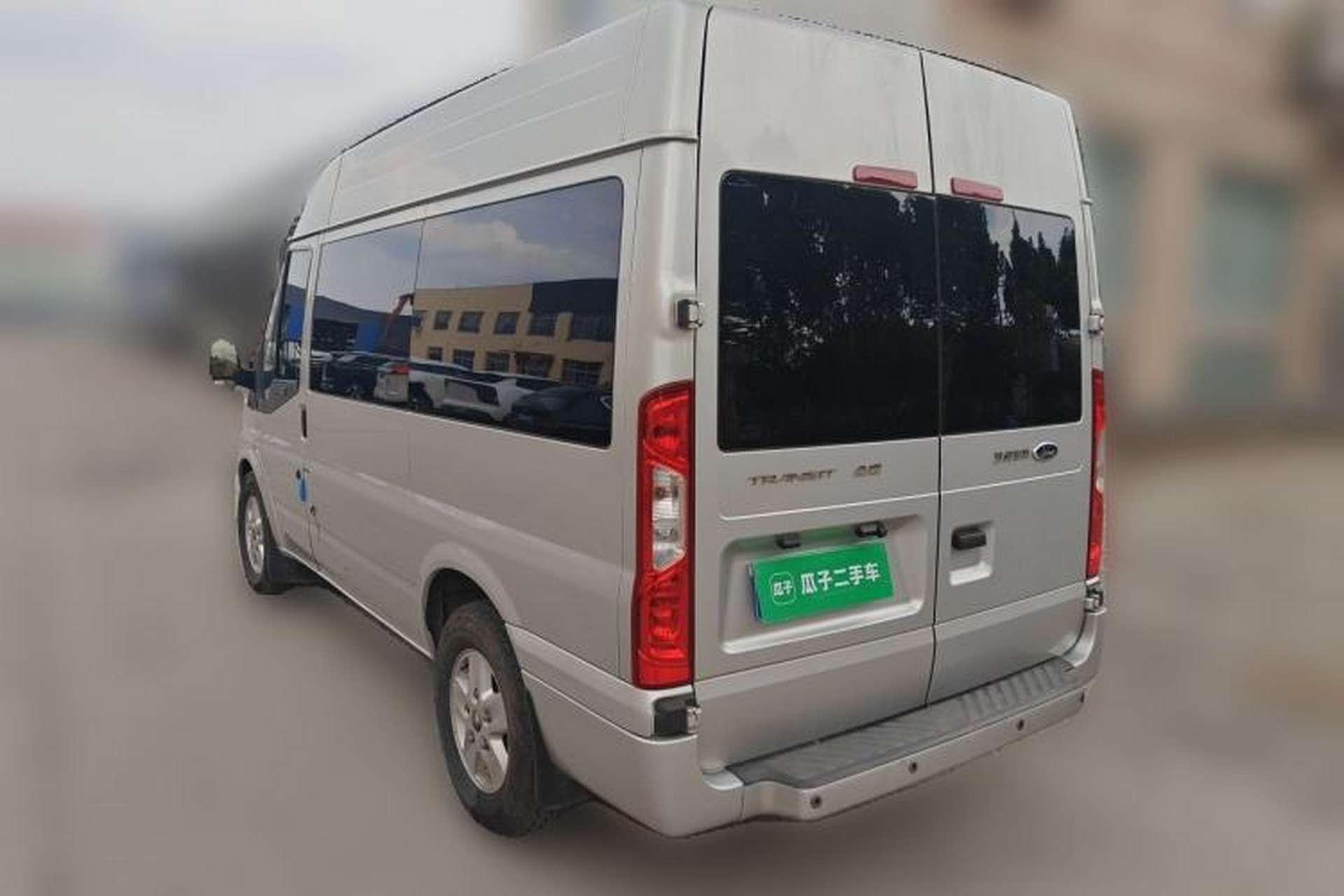 Used Ford Transit Custom 2016 2.2T Short-Wheelbase 6-Seater Mid-Roof Multi-Purpose Vehicle Rear Left 45 Deg