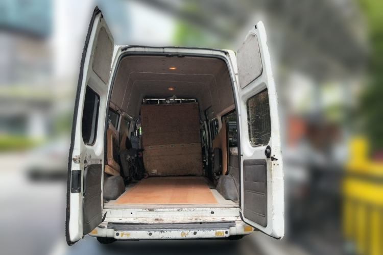 Used Ford Transit Custom 2016 2.2T Long-Wheelbase 6-Seater High-Roof Multi-Purpose Vehicle Trunk