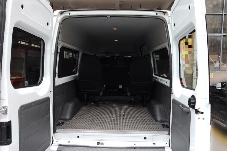 Used Ford Transit Custom 2016 2.2T Long-Wheelbase 6/7-Seater Mid-Roof Multi-Purpose Vehicle Trunk
