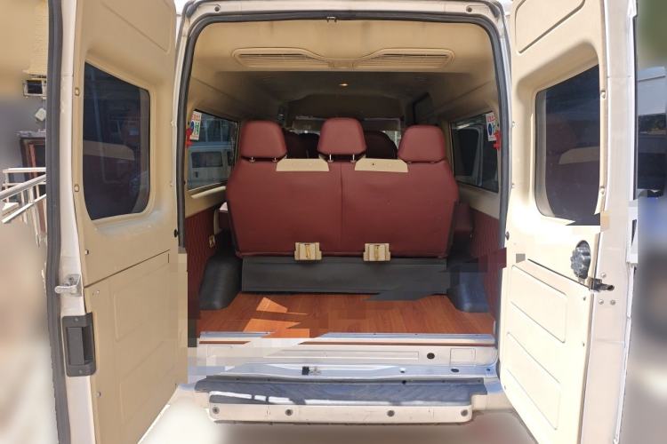 Used Ford Transit Custom 2016 2.2T Long-Wheelbase 9-Seater Mid-Roof Luxury Coach Trunk