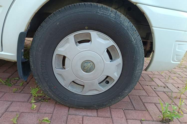 Used Ford Transit Custom  Right Front Wheel Hub