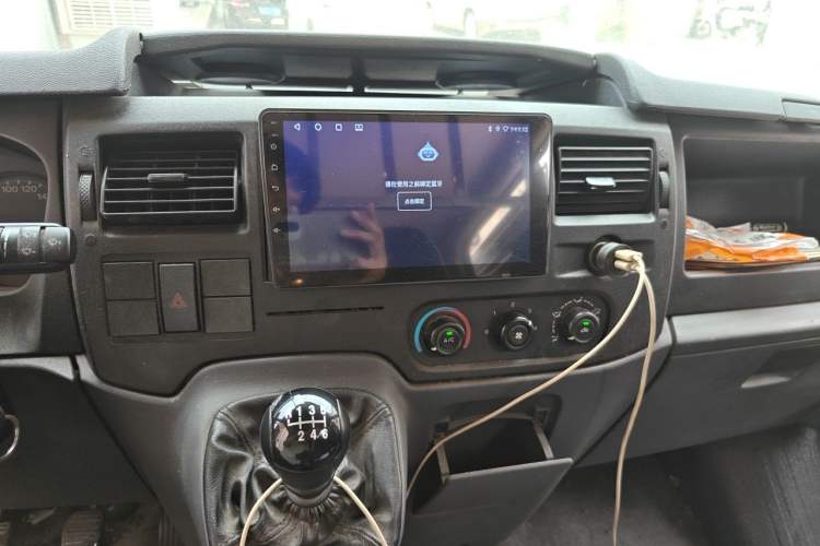 Used Ford Transit Custom 2019 2.2T Multi-Function Long-Wheelbase Mid-Height 7-Seater China VI Audio And AC Panel
