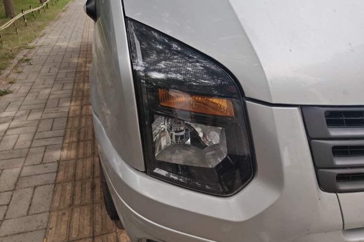 Used Ford Transit Custom 2019 2.2T Multi-Function Long-Wheelbase Mid-Height 7-Seater China VI Right Front Headlight